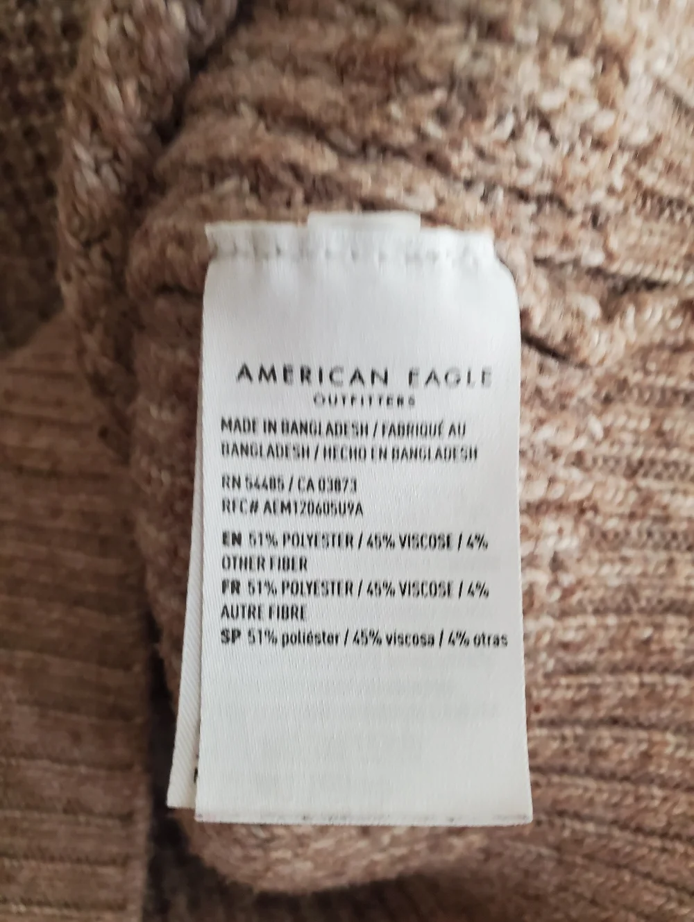 American Eagle crewneck sweater, textured, cropped knit pullover Size M